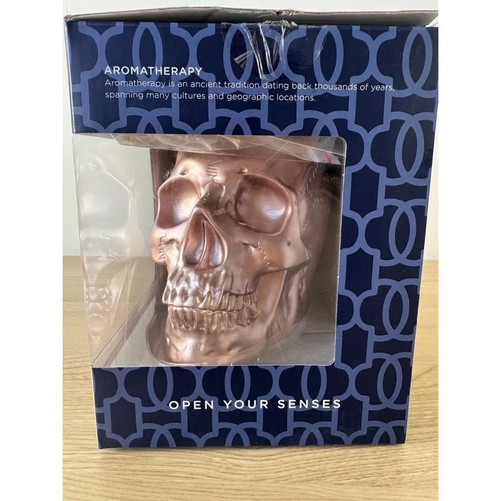 Mahli Spooky Skull Aroma Diffuser LED Oil Pad Halloween Open Box Complete